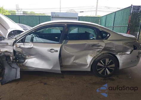 2018 Nissan Altima 2.5 Sv из США, поврежденный, VIN 1N4AL3AP6JC207037